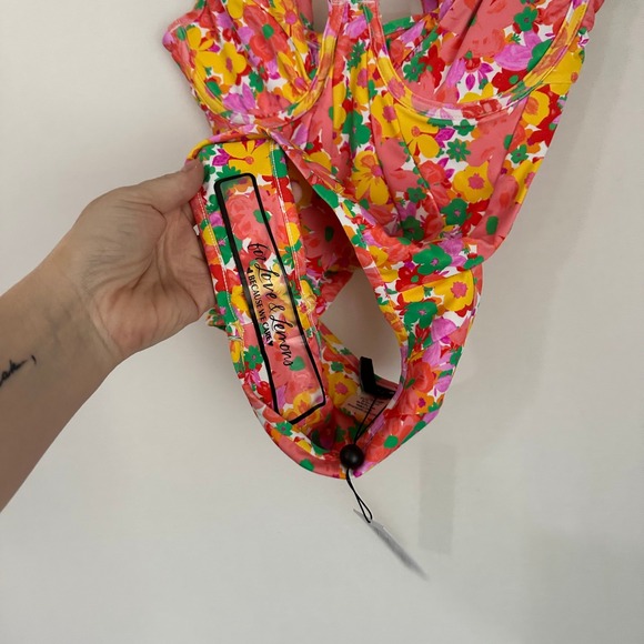 NWT For Love & Lemons‎ XS Floral Zinnia Print Tie Back One Piece Swimsuit Cheeky - Picture 7 of 11